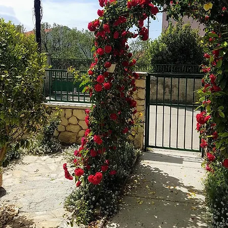 Appartamento 16759c Sveti Filip i Jakov